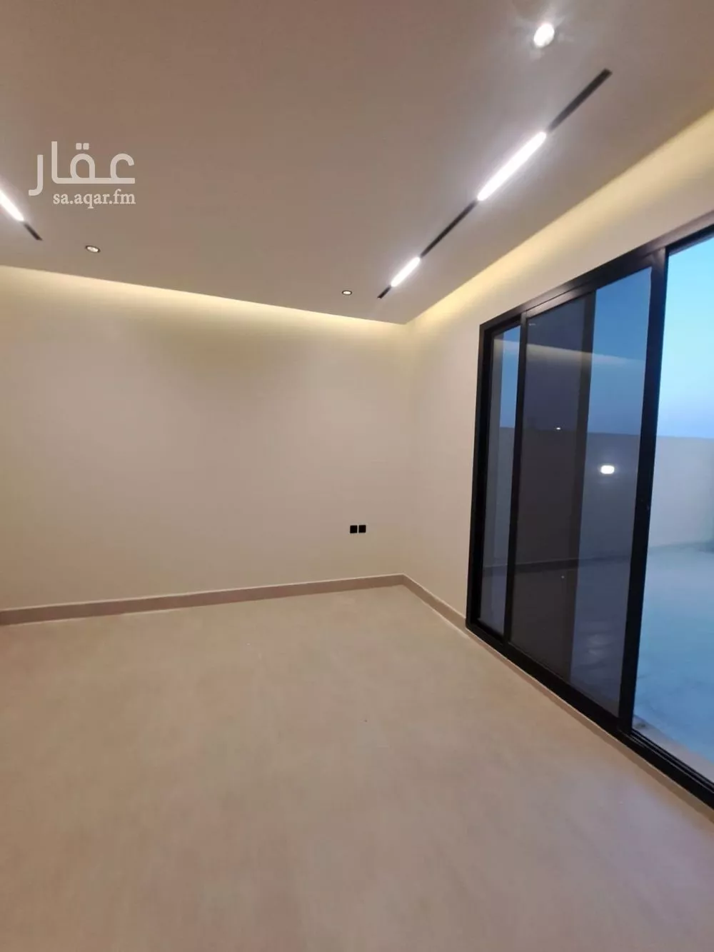 فيلا 4 غرف في النرجس 4