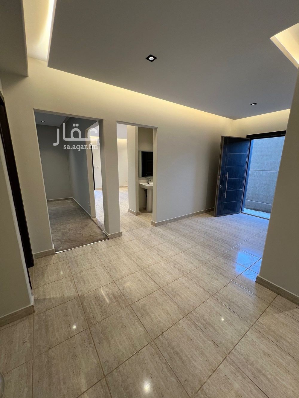7 bedroom villa in Khuzam, Riyadh 9