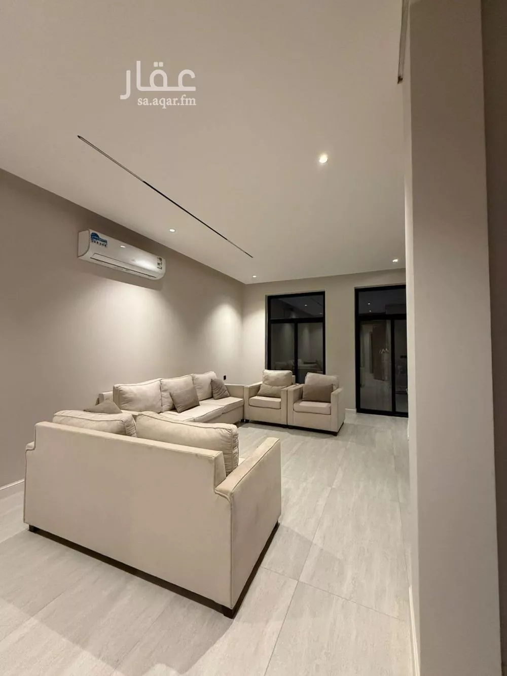 فيلا 6 غرف في النرجس 3