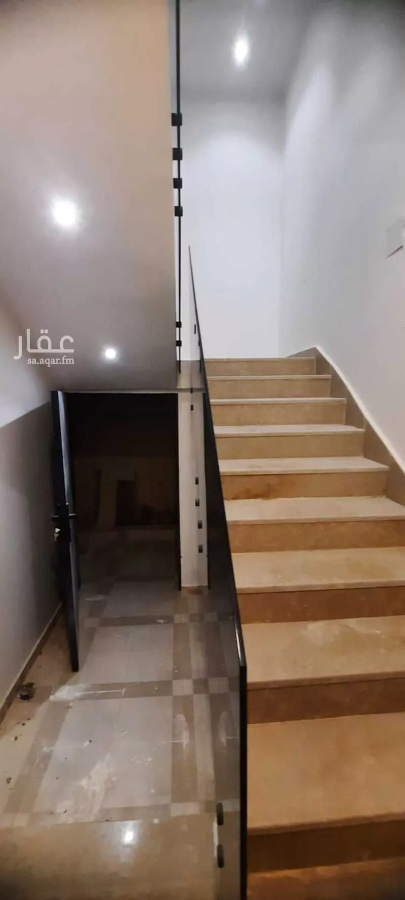 5 bedroom floor in Tuwaiq 3