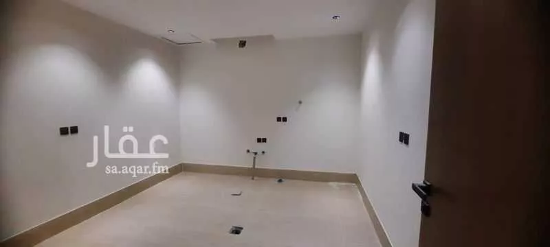 5 bedroom floor in Tuwaiq 2