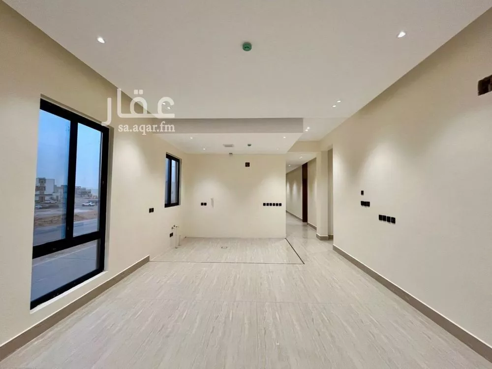 4 bedroom apartment in Al Mahdiyyah 5