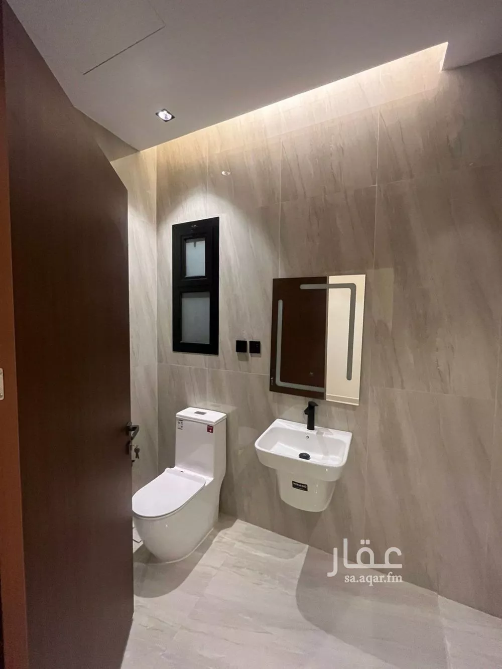 21 bedroom building in Al Mahdiyyah, Riyadh 26