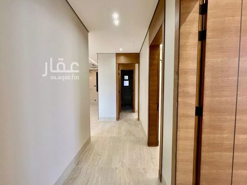 شقة 5 غرف في المهدية، الرياض 13