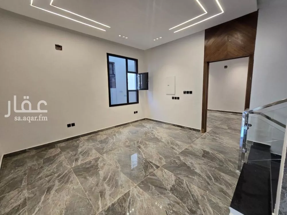 5 bedroom villa in Okaz, Riyadh 4
