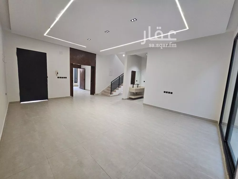 فيلا 6 غرف في طويق 3