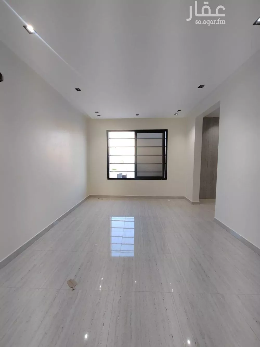 فيلا 5 غرف في طويق 4