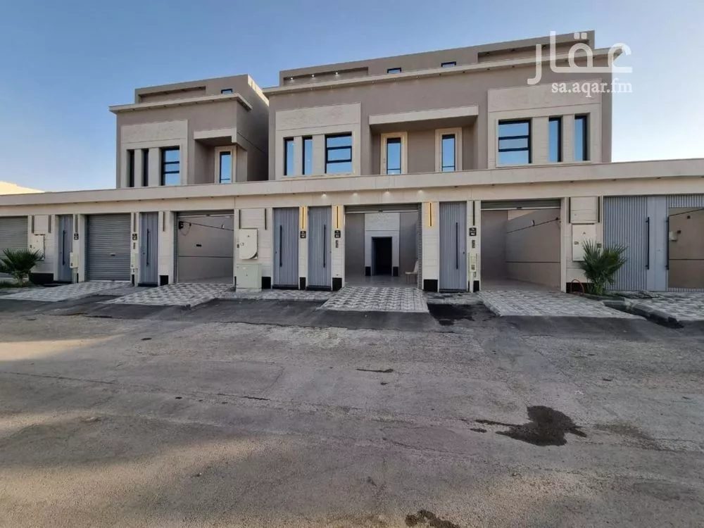 5 bedroom floor in Dhahrat Namar 1