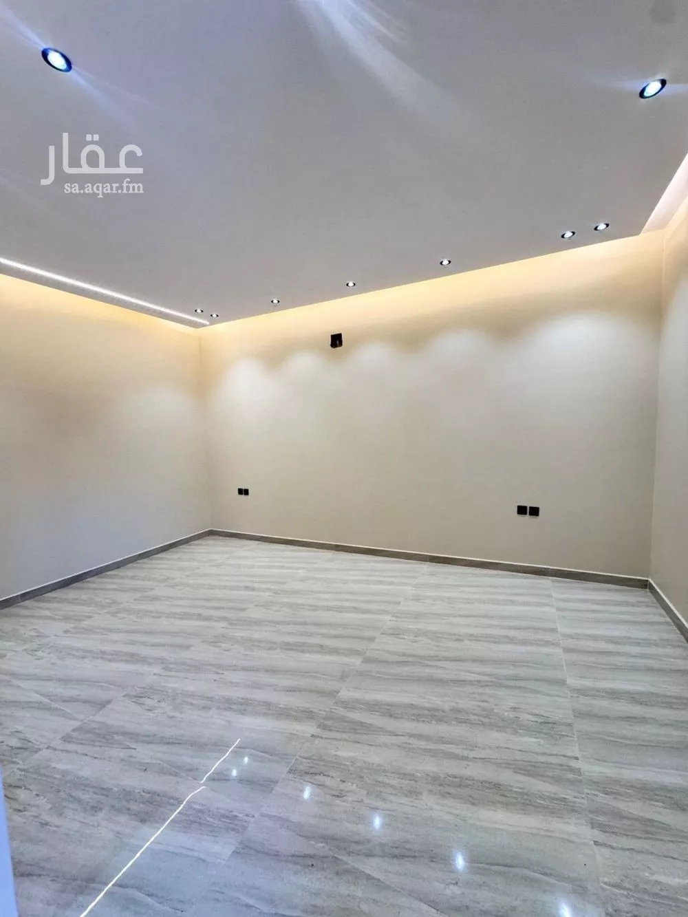 فيلا 6 غرف في العريجاء الغربية 5