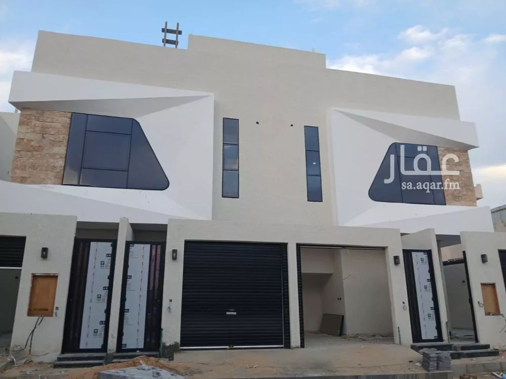 5 bedroom floor in Al Zahrah 1