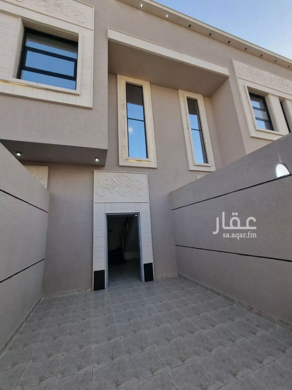 5 bedroom floor in Dhahrat Namar 2