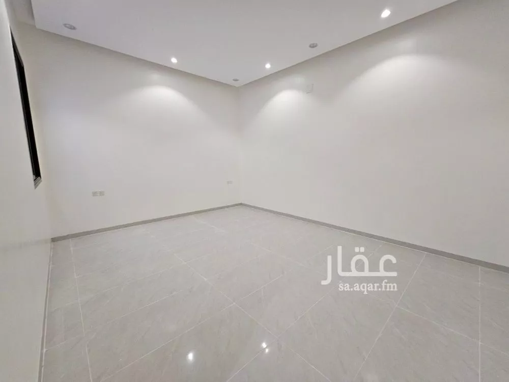 5 bedroom villa in Dahiat Namar, Riyadh 4