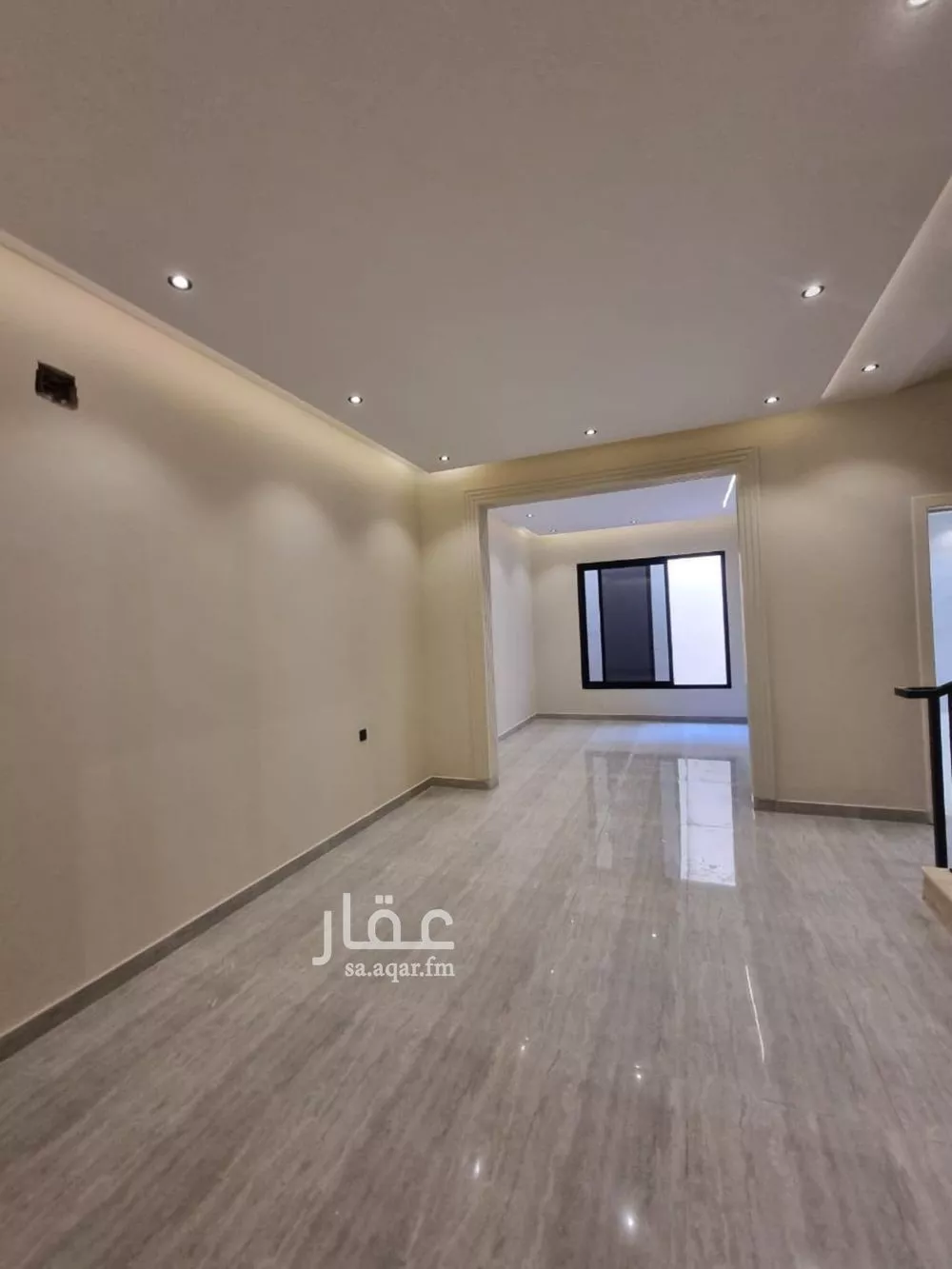 فيلا 6 غرف في العريجاء الغربية 3