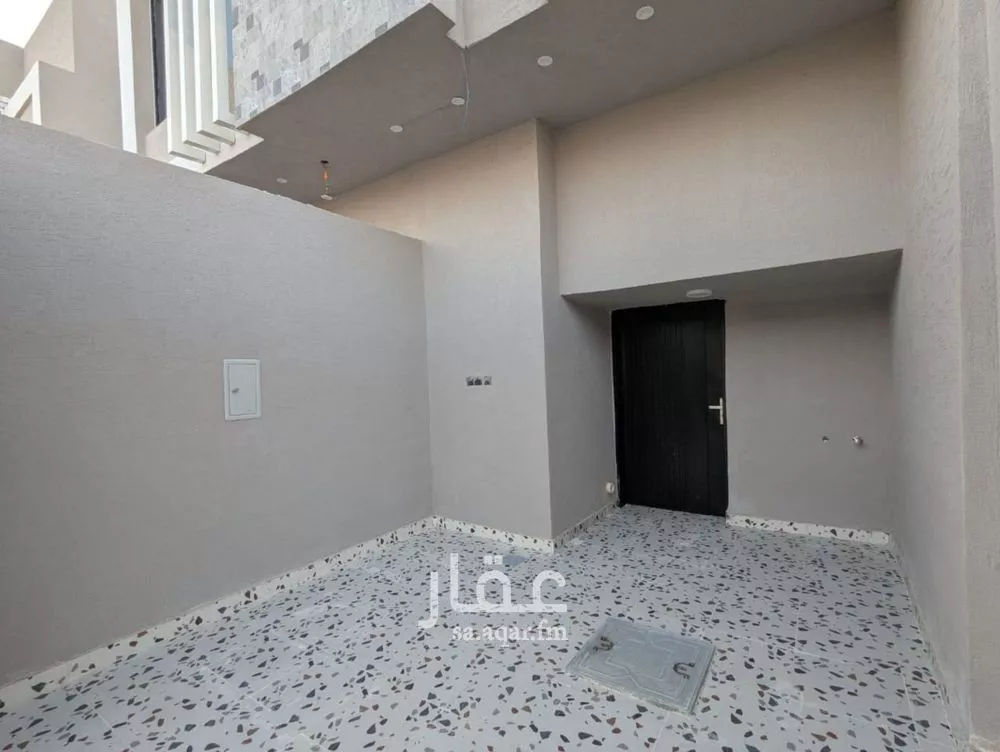 5 bedroom apartment in Taibah, Riyadh 11