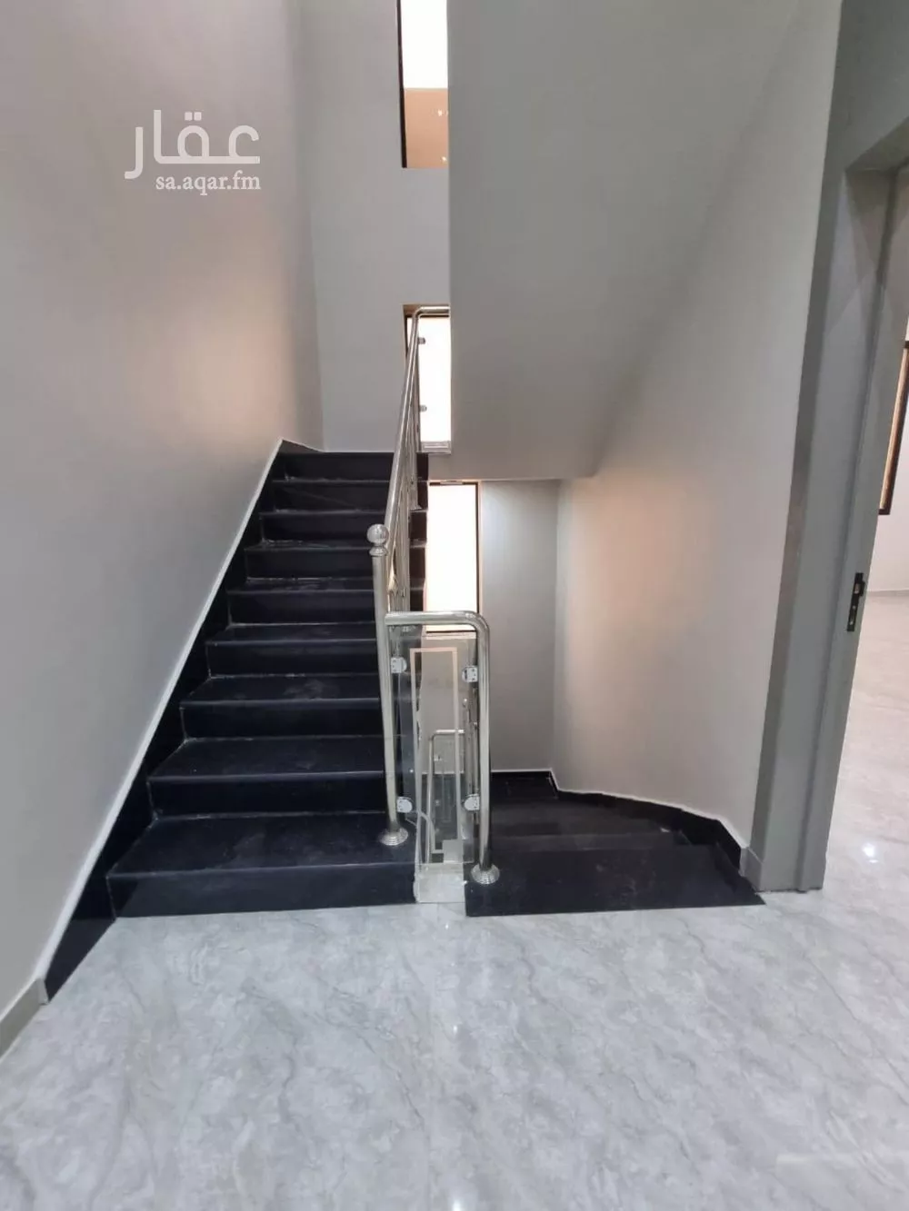 5 bedroom floor in Dhahrat Namar 3