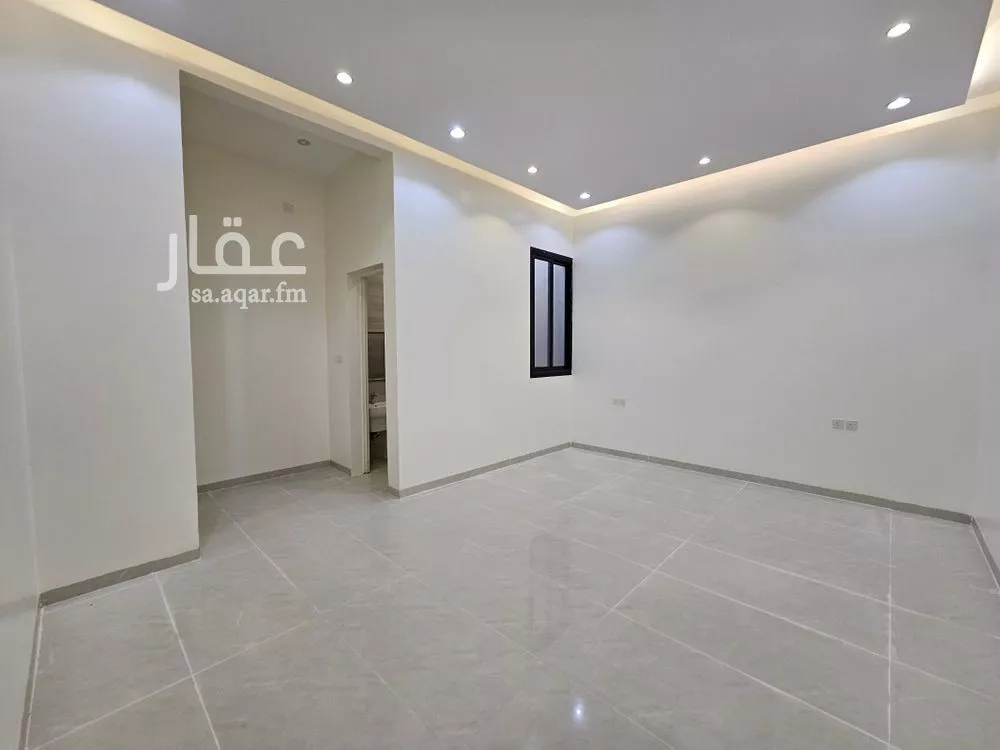 5 bedroom villa in Dahiat Namar, Riyadh 8