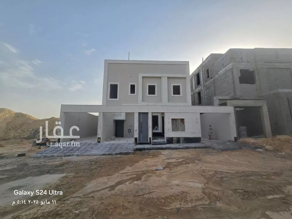 دور 5 غرف في طيبة 1