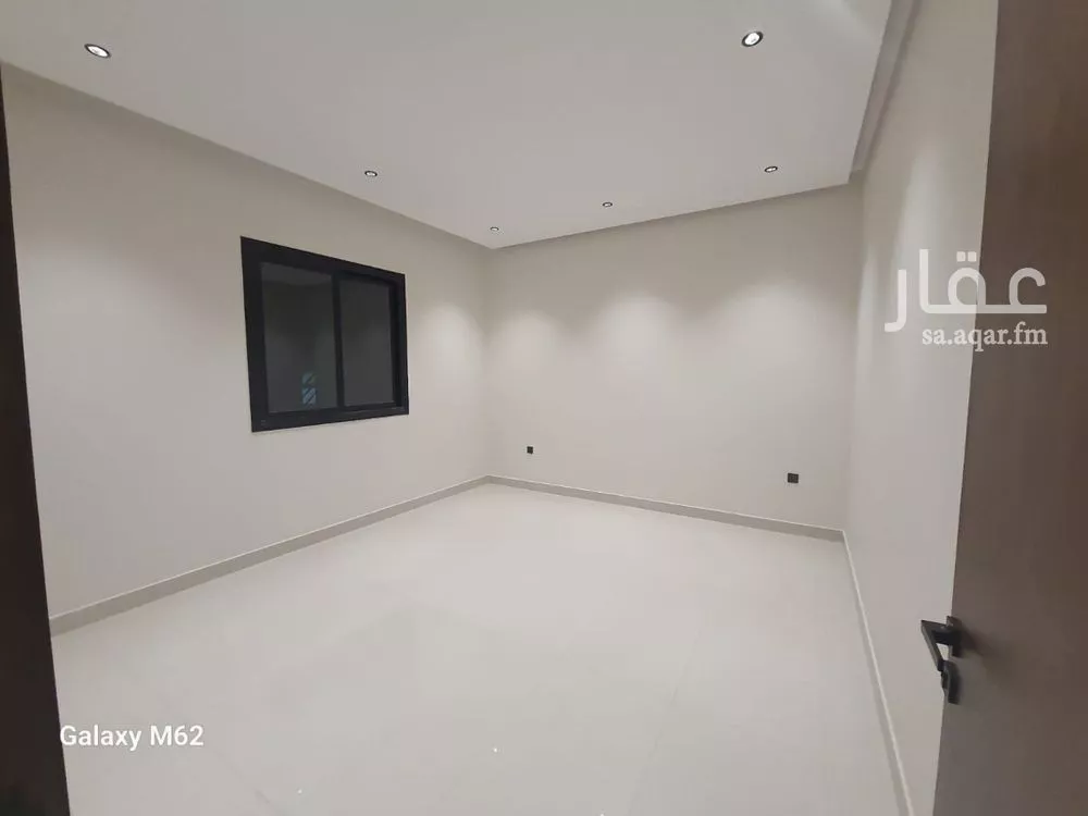 4 bedroom floor in As Suwaidi