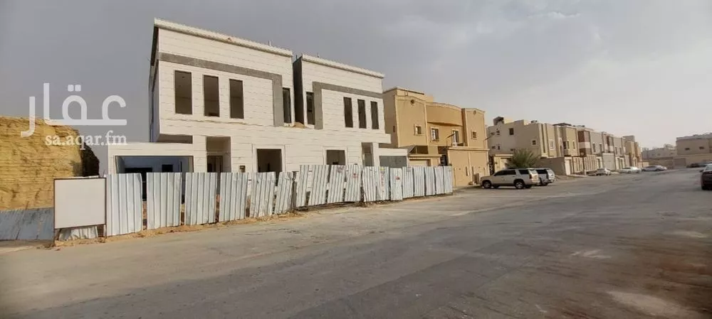 8 bedroom villa in Dhahrat Laban 1