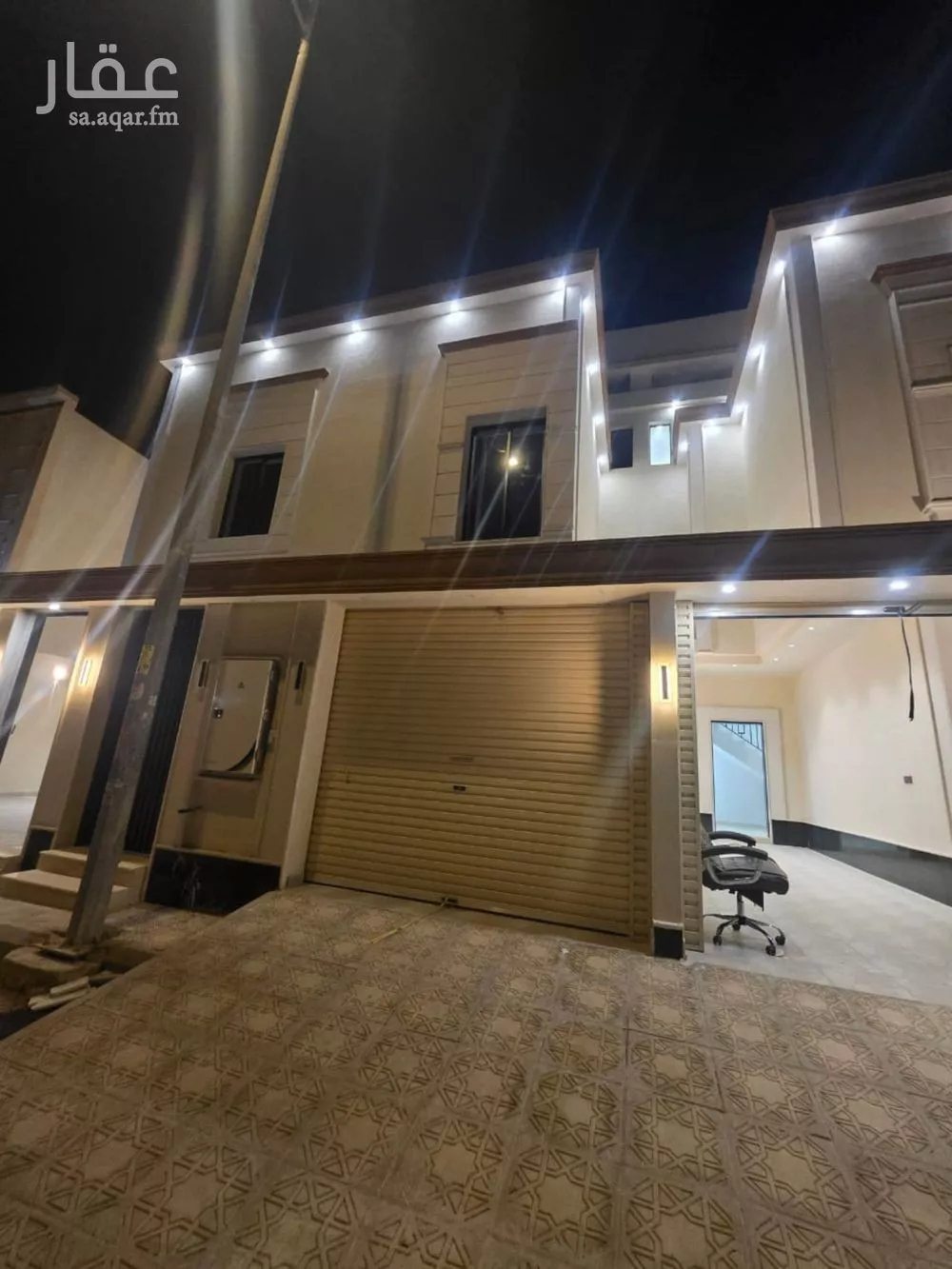 دور 8 غرف في أحد 3