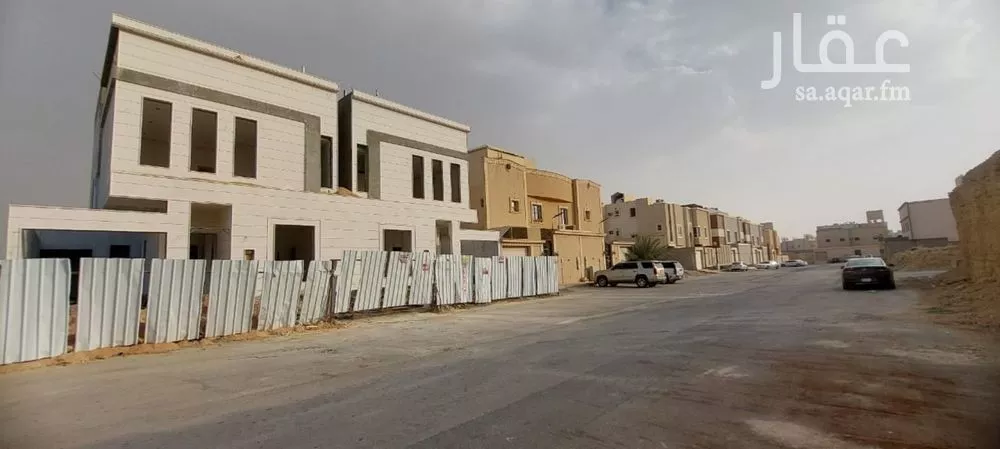 8 bedroom villa in Dhahrat Laban 4