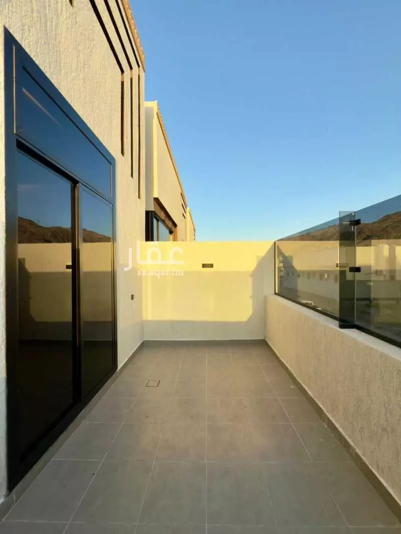 فيلا 7 غرف في العكيشية 4