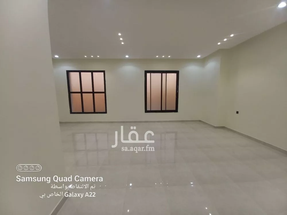 فيلا 5 غرف في العريجاء الغربية 3