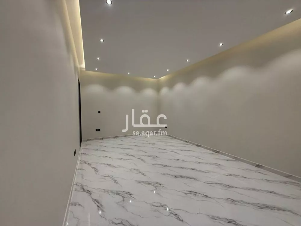 5 bedroom floor in As Suwaidi 3