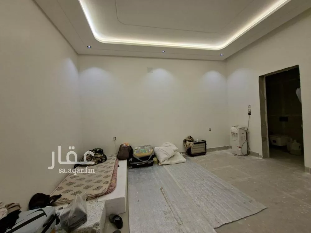 4 bedroom apartment in As Suwaidi Al Gharabi, Riyadh 4