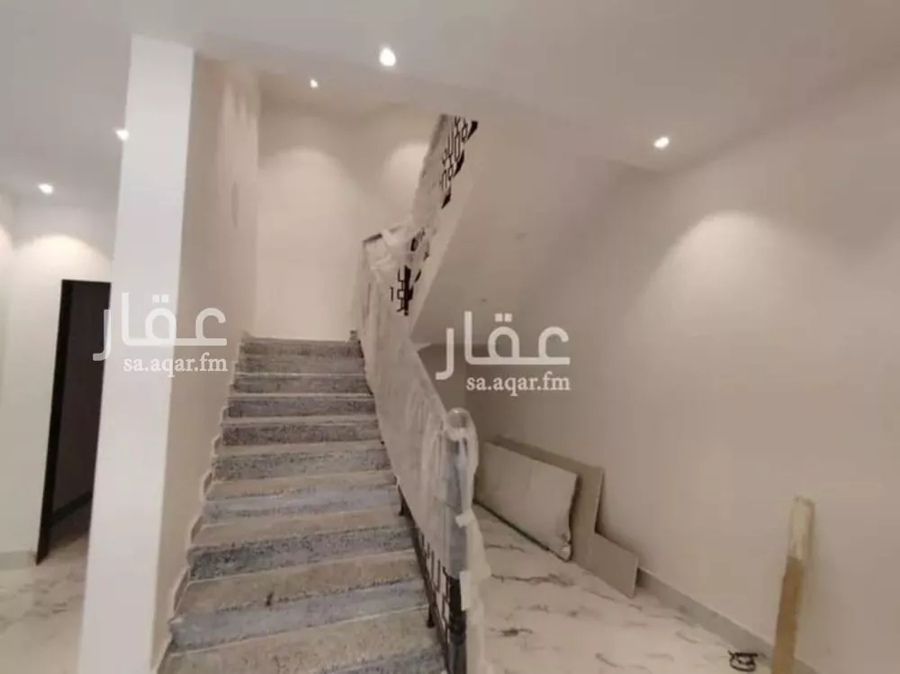 5 bedroom apartment in Okaz, Riyadh 5