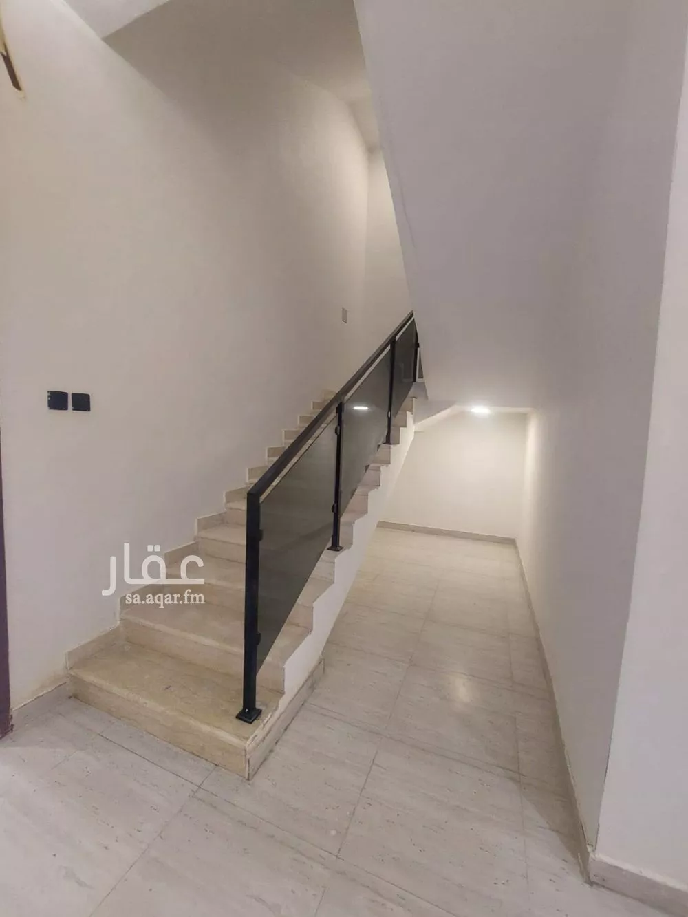 فيلا 5 غرف في طويق 4