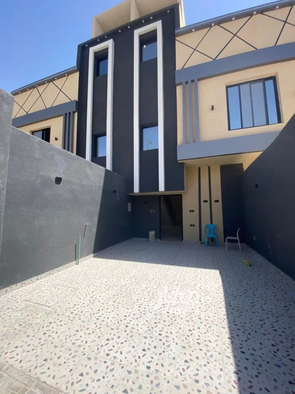 5 bedroom floor in Okaz 2