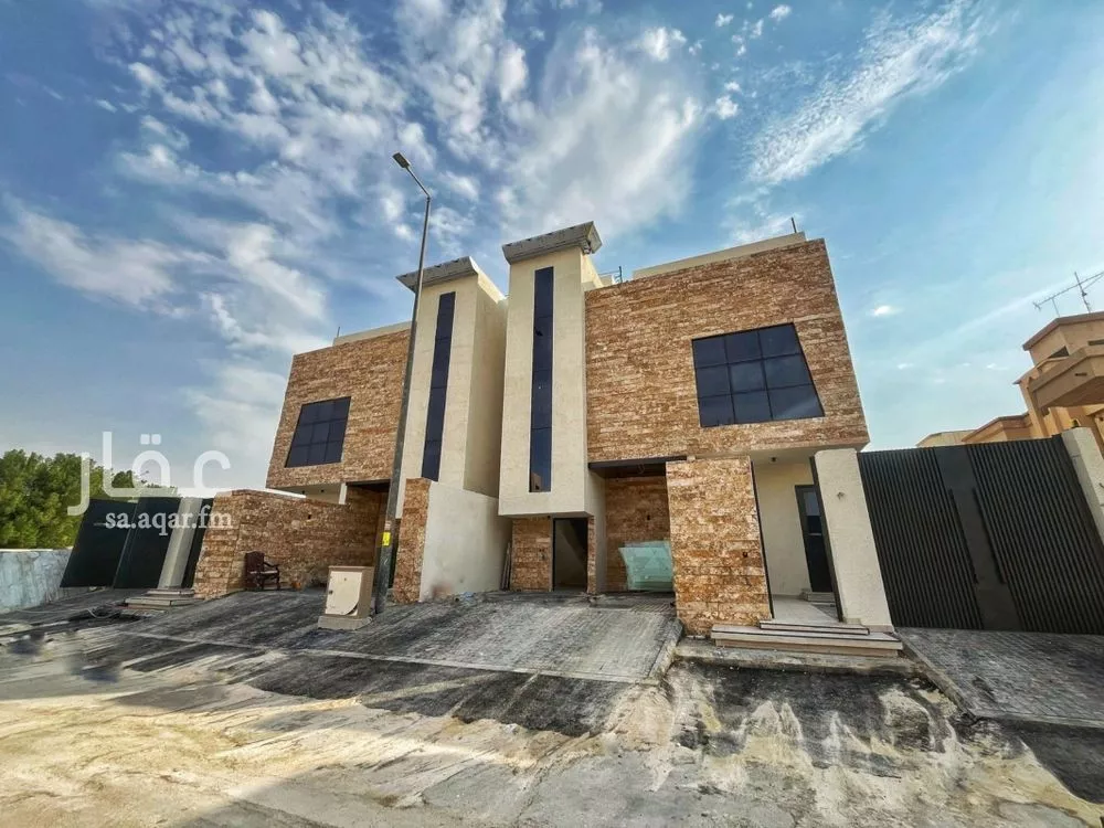 5 bedroom floor in Badr 1