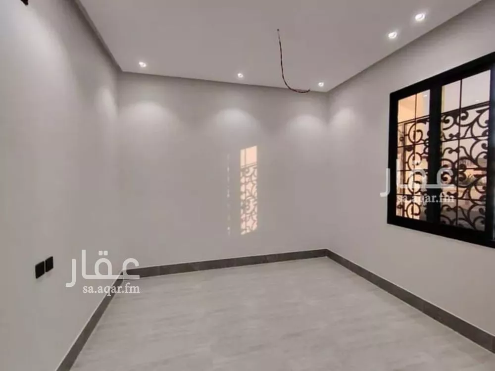 5 bedroom apartment in Okaz, Riyadh 6