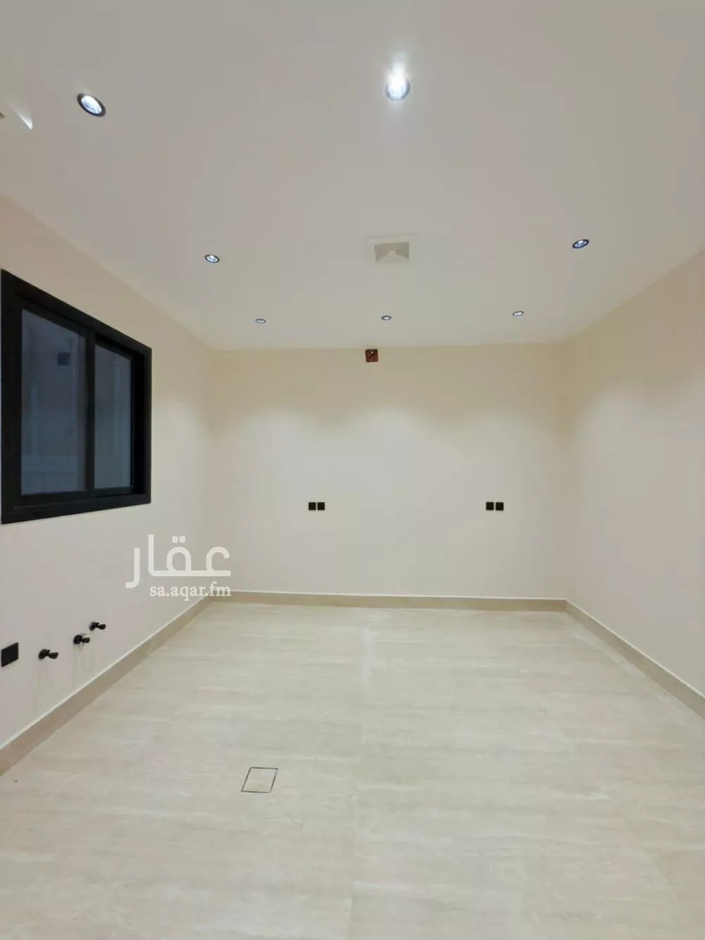 فيلا 5 غرف في بدر 3