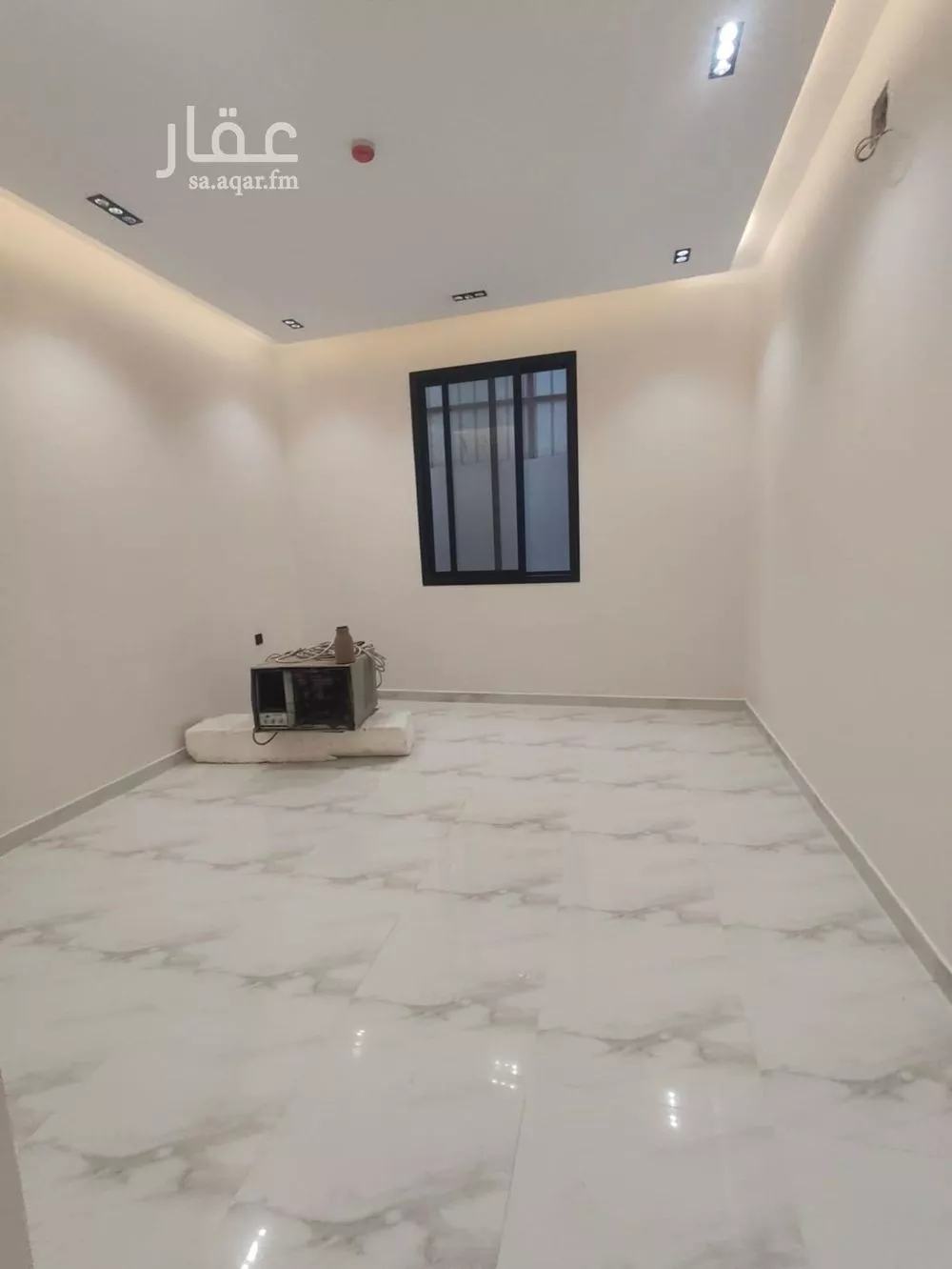 شقة 4 غرف في الزهرة 4