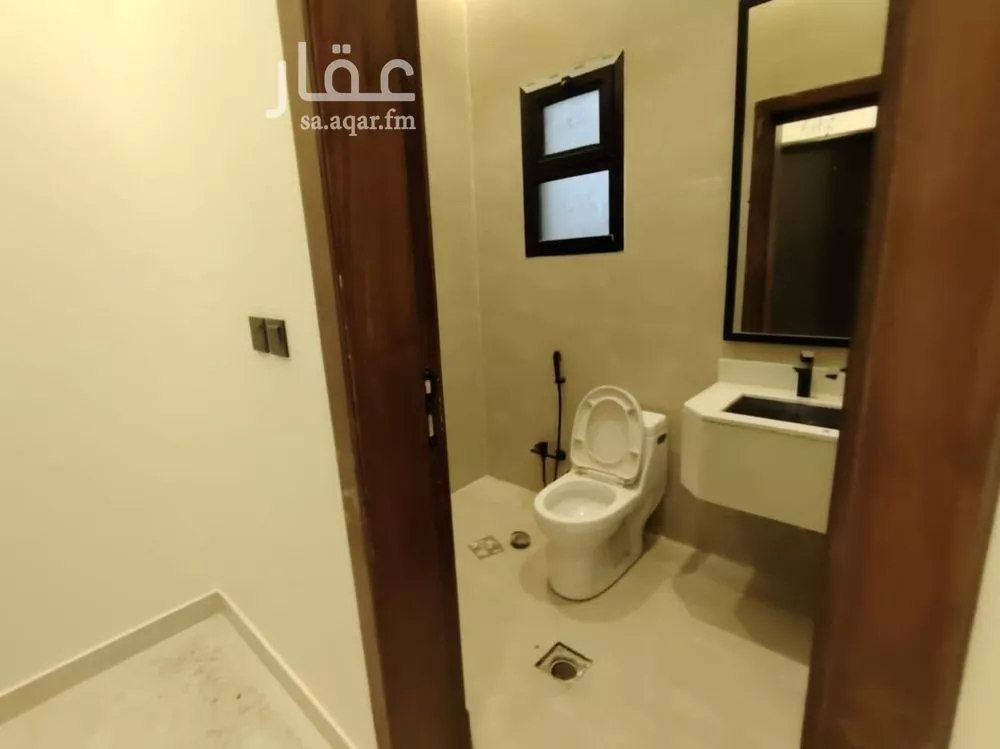 5 bedroom villa in Okaz, Riyadh 14