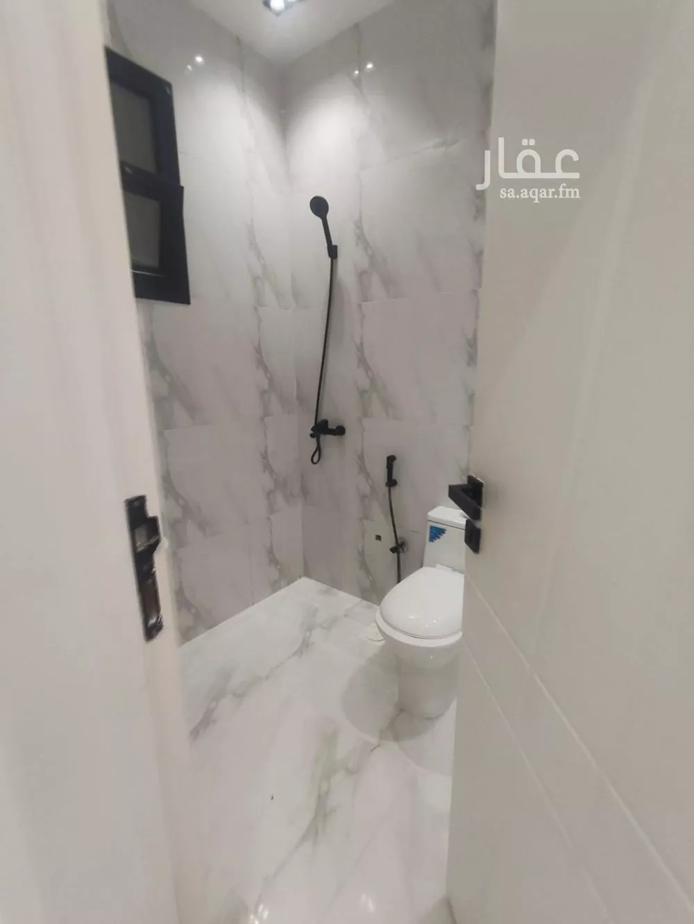 شقة 4 غرف في الزهرة 3