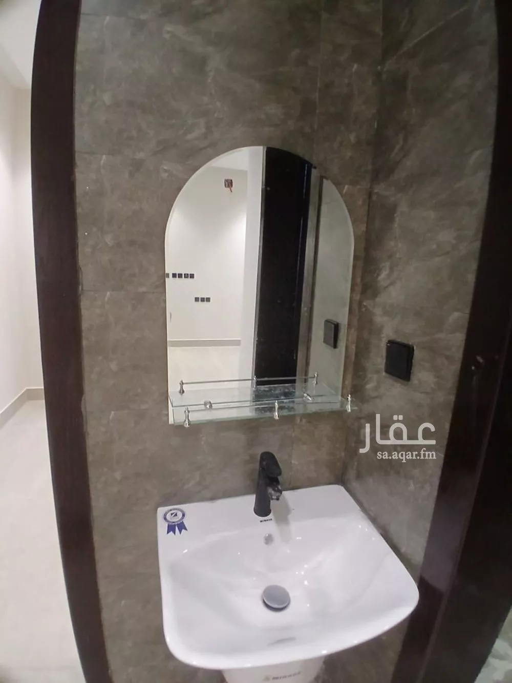 5 bedroom villa in Al Uraija Al Gharbiyah 3