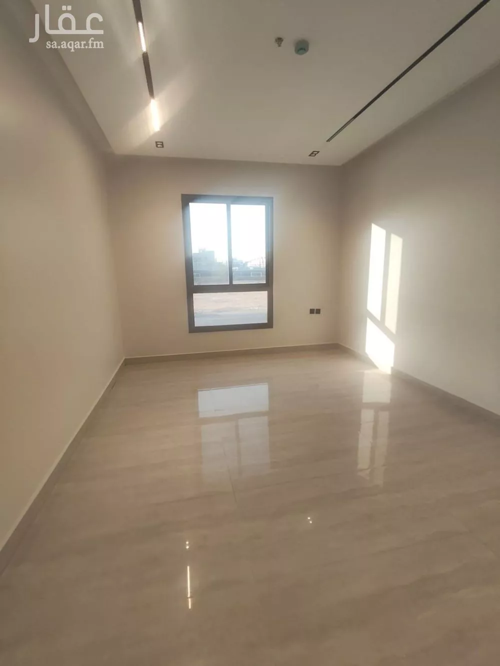 شقة 5 غرف في الحزم 4