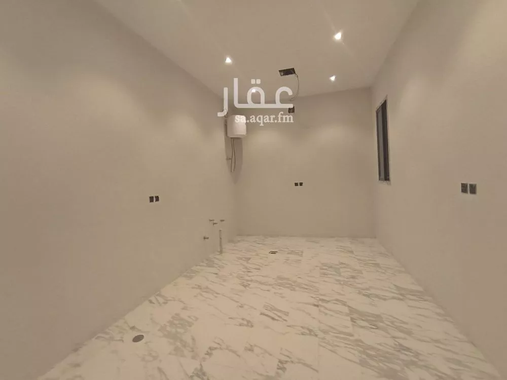 5 bedroom floor in Taibah 2
