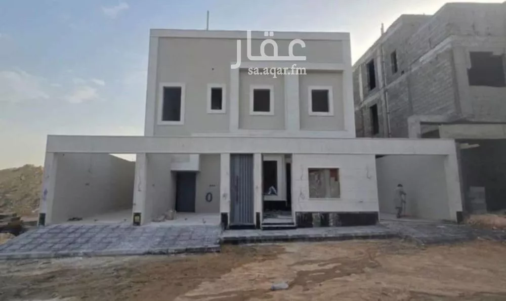 دور 5 غرف في طيبة 1