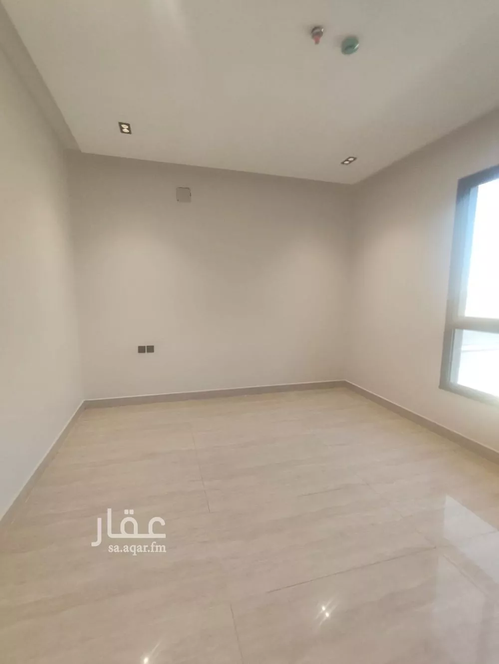 شقة 5 غرف في الحزم 2