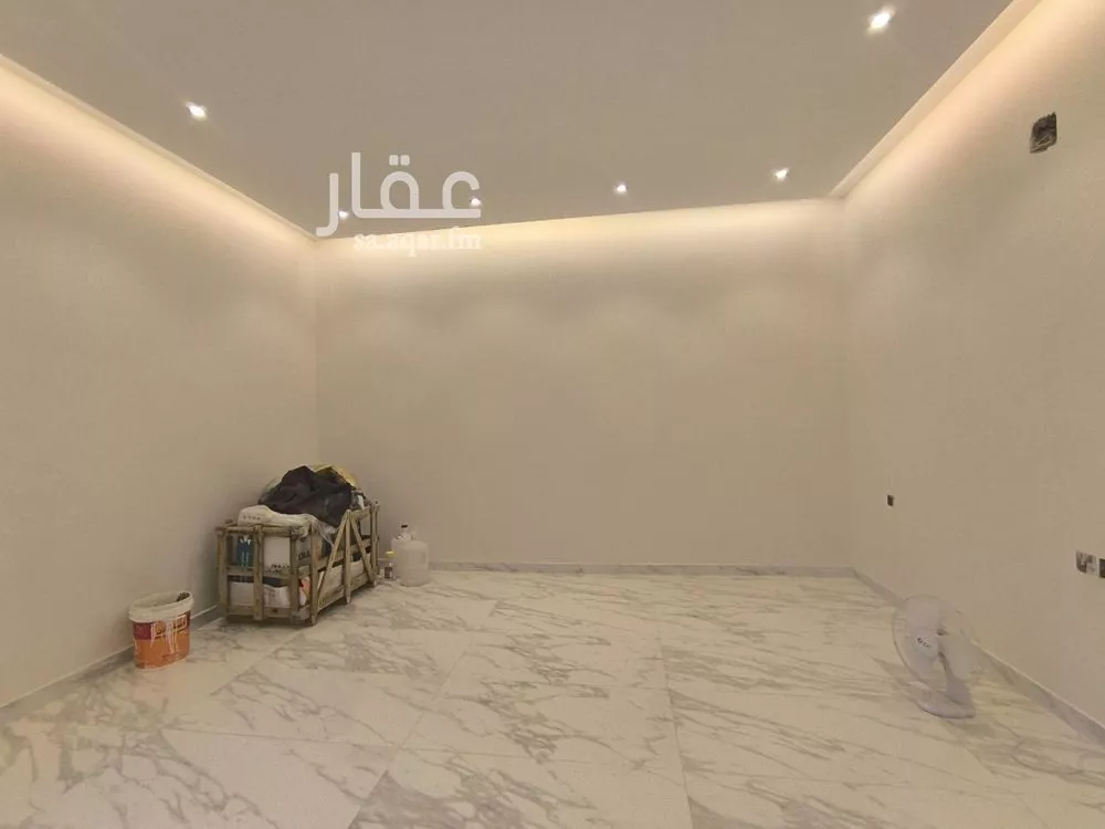 5 bedroom floor in Taibah 3