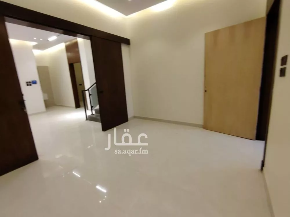 5 bedroom villa in Okaz, Riyadh 12