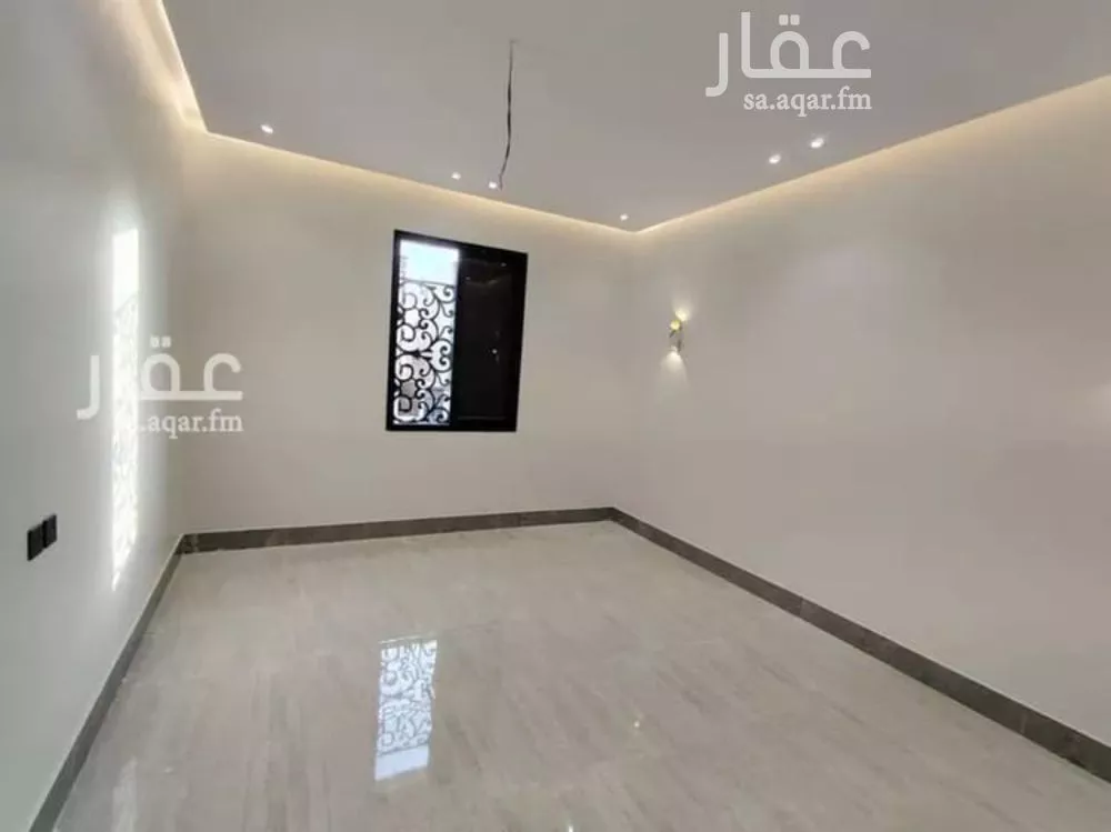 5 bedroom apartment in Okaz, Riyadh 8