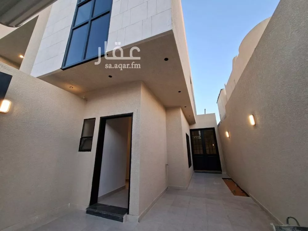 5 bedroom floor in As Suwaidi 4