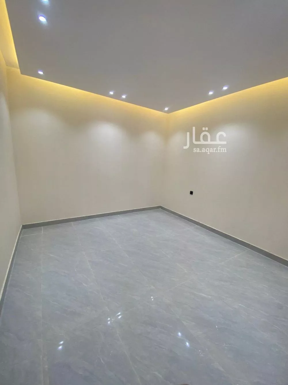 5 bedroom floor in Okaz 5