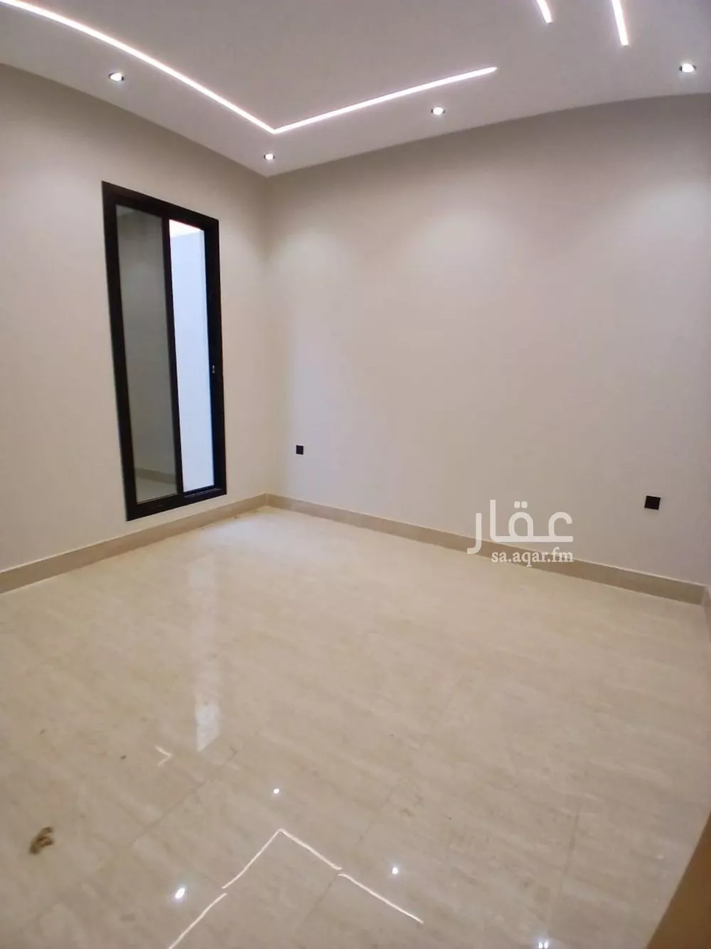 فيلا 5 غرف في طويق 4