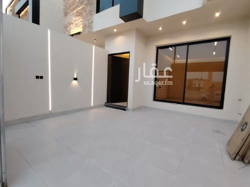 5 bedroom villa in Okaz, Riyadh 8